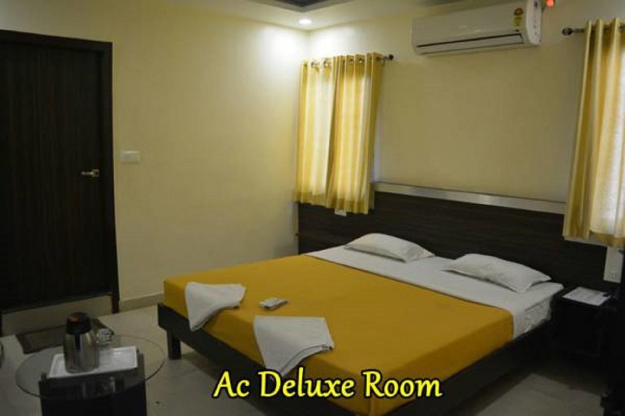 Hotel Green Tree Raipur  Luaran gambar